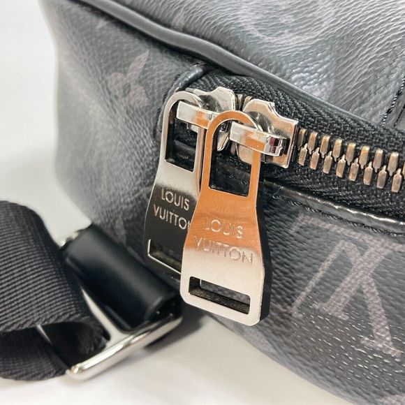 LOUIS VUITTON Monogram Eclipse Bumbag bodybag Black - Picture 4 of 8